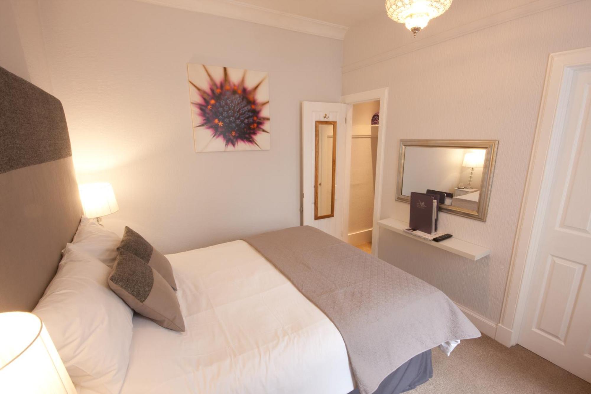 The Ness Guest House Inverness Phòng bức ảnh